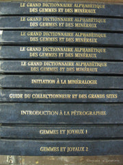 COLLECTIF. Minéraux et pierres de collection (Complet en 10 volumes)